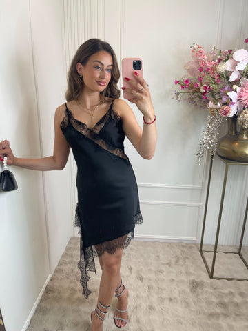 Nena satin lace dress black