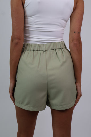 iris short khaki