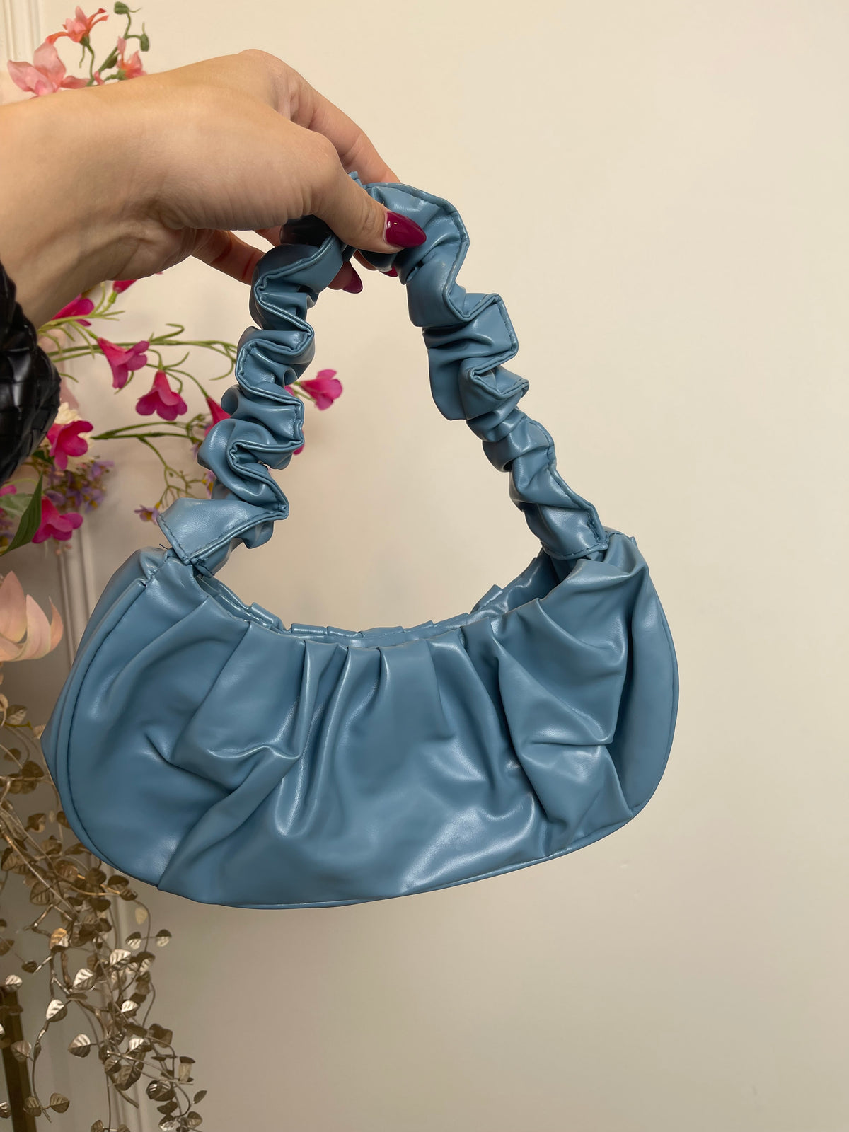 Iris hand bag sky blue