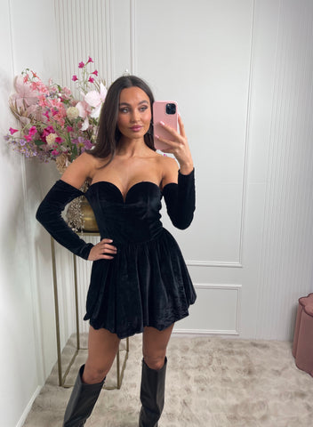Esther off shoulder velvet dress black