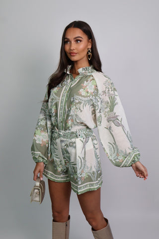 green/white print two pieces set