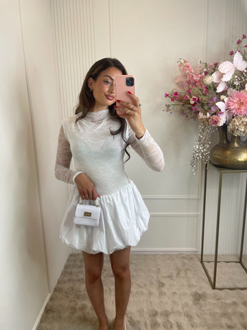 Lace balloon dress white