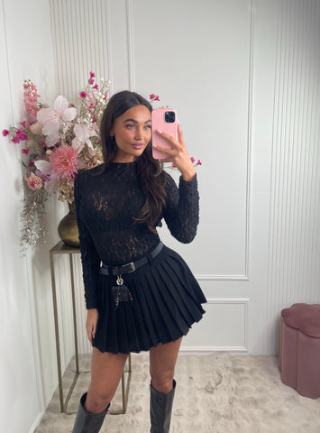 Roxanne belt skirt black