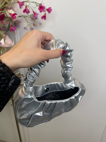 iris hand bag silver